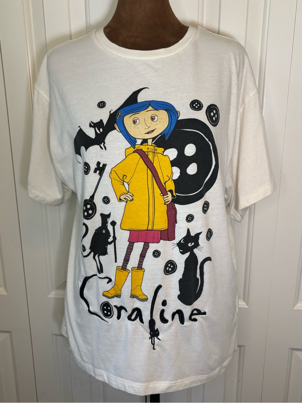 LAIKA Coraline T-Shirt Adult S - Embroidered Logo & Back Print EUC - Picture 8 of 9